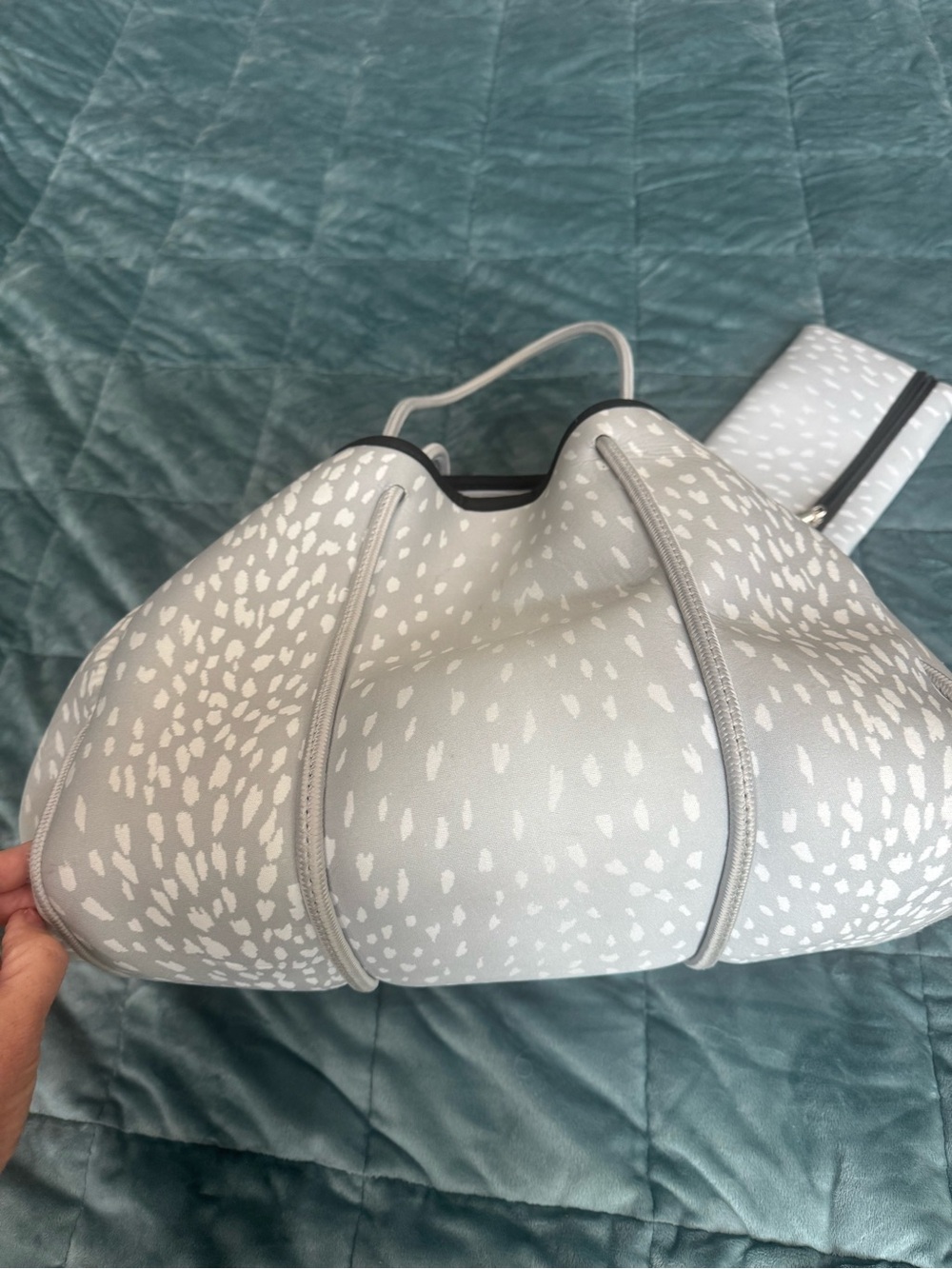 Parker and Hyde :Light Gray/White Patterned Women's Tote Bag